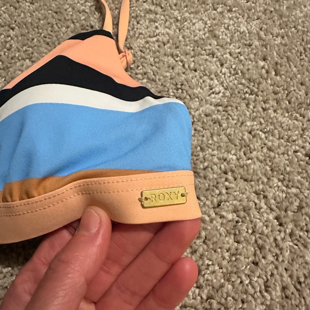 Roxy Bikini Top - Picture 2 of 4